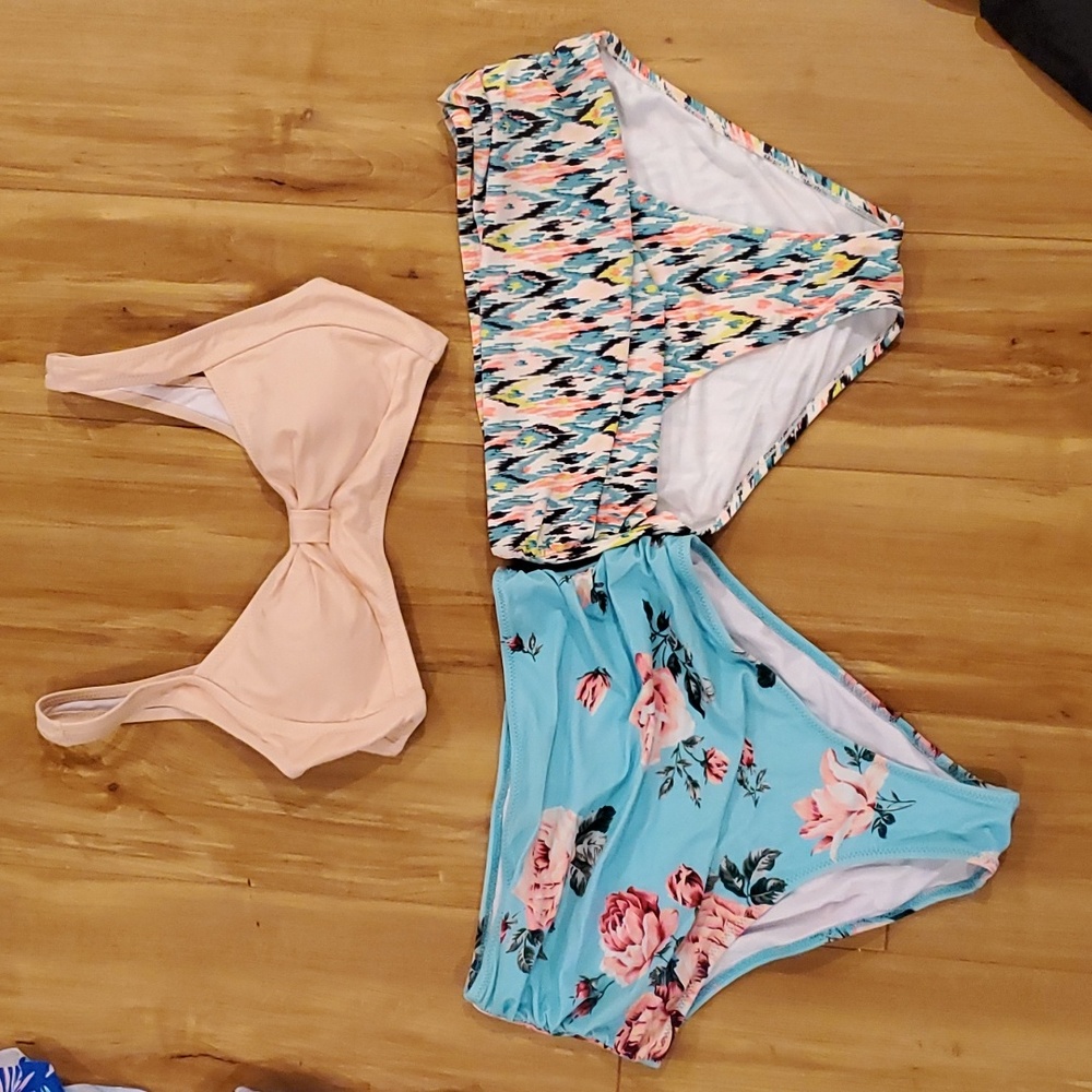 Swimming suit lot (3 Swimming suits)